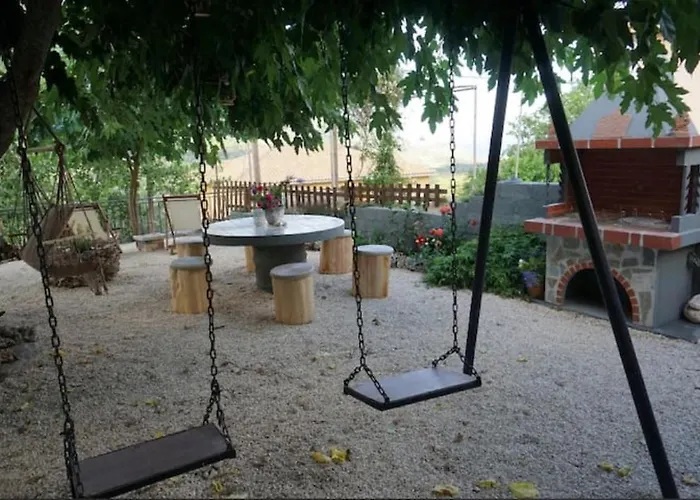 My Home, 2 Bedroom House With Bbq And Garden